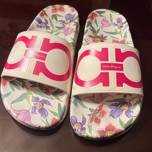 Ferragamo Slides 6